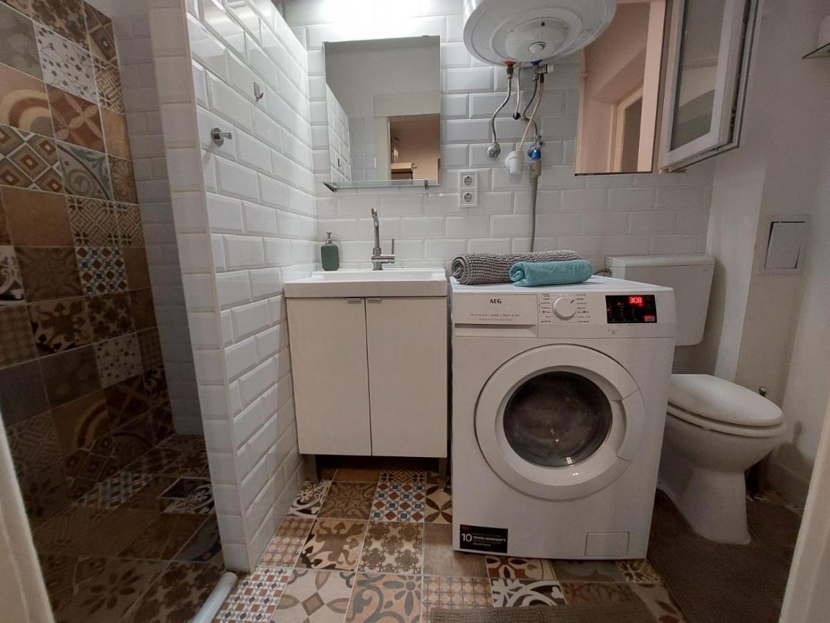 Roland Apartment - Nepliget Budapest Extérieur photo